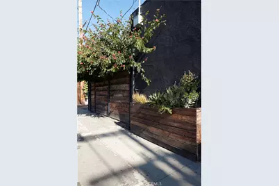 2075 S Atlantic, Commerce, CA 90040 - Photo 12