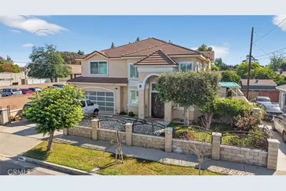 646 S Courson Drive, Anaheim, CA 92804 - Photo 4