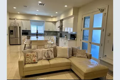 646 S Courson Drive, Anaheim, CA 92804 - Photo 34