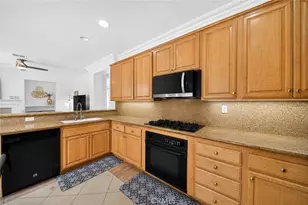 2930 Eagles Claw, Thousand Oaks, CA 91362 - Photo 18