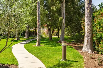 5748 Madrid Lane, Long Beach, CA 90814 - Photo 48
