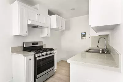 825 S Shelton Street, Santa Ana, CA 92703 - Photo 28