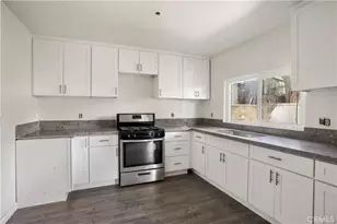1003 W Myrtle St, Santa Ana, CA 92703 - Photo 16