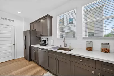 1016 E 4th, Santa Ana, CA 92701 - Photo 18
