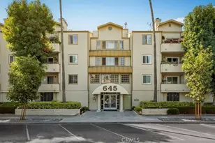 645 Chestnut Ave, Long Beach, CA 90802 - Photo 2