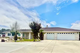 7736 El Cerrito, Hesperia, CA 92345 - Photo 2