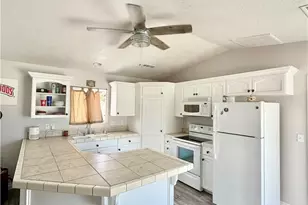 7736 El Cerrito, Hesperia, CA 92345 - Photo 46