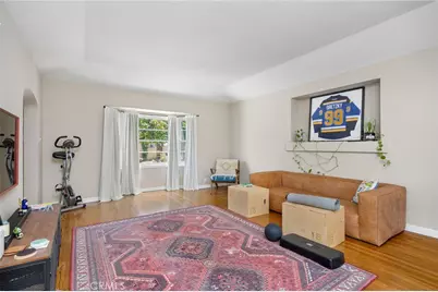 249 Loma Avenue, Long Beach, CA 90803 - Photo 8