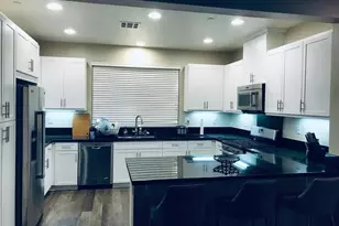 5786 Acacia Ln, Lakewood, CA 90712 - Photo 10