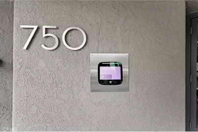 750 N Kings #114, West Hollywood, CA 90069 - Photo 32