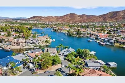 30310 White Wake, Canyon Lake, CA 92587 - Photo 24