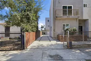 1606 W 84th Pl, Los Angeles, CA 90047 - Photo 2