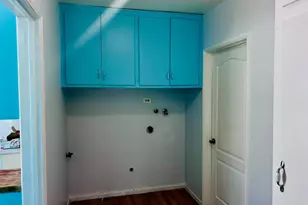 1073 E Plymouth St, Long Beach, CA 90805 - Photo 8