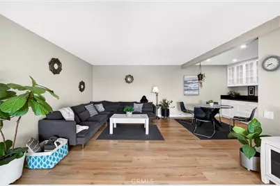 366 S Miraleste Drive #375, San Pedro, CA 90732 - Photo 2