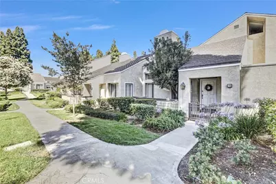 15 Grenache, Irvine, CA 92614 - Photo 2