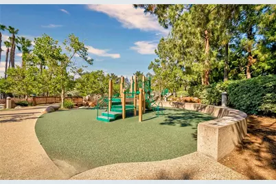 54 Salton, Irvine, CA 92602 - Photo 30