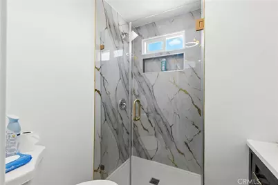 1900 W. Artesia Blvd #4, Torrance, CA 90504 - Photo 12