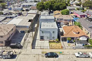 245 W 65th St, Los Angeles, CA 90003 - Photo 2
