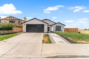 2559 E Ave J2, Lancaster, CA 93535 - Photo 2