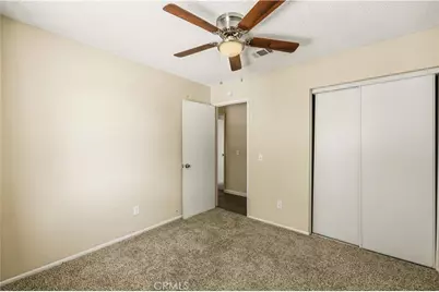 15871 E Avenue Q1, Palmdale, CA 93591 - Photo 10