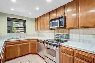 2298 Rose, Signal Hill, CA 90755 - Photo 12