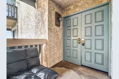 2298 Rose #302, Signal Hill, CA 90755 - Photo 2