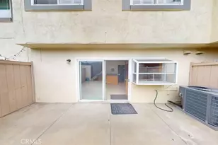 9804 Via Sonoma, Cypress, CA 90630 - Photo 18