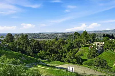 7663 E Corto, Anaheim Hills, CA 92808 - Photo 50