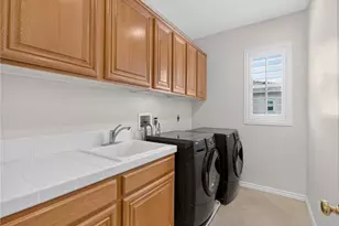 9511 Halekulani, Garden Grove, CA 92841 - Photo 24