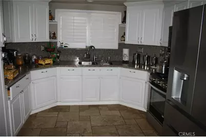 187 Mistletoe Drive, Corona, CA 92879 - Photo 22