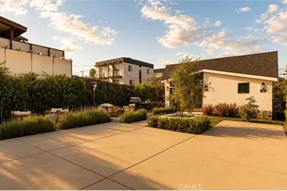 2137 Santa Ynez Street, Los Angeles, CA 90026 - Photo 22