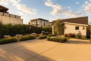 2137 Santa Ynez St, Los Angeles, CA 90026 - Photo 22