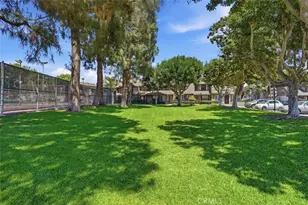 2322 S Mira Ct, Anaheim, CA 92802 - Photo 32