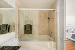 698 S Berendo, Los Angeles, CA 90005 - Photo 18