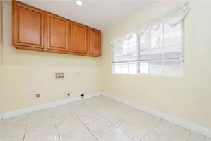 10530 Newville Ave, Downey, CA 90241 - Photo 14