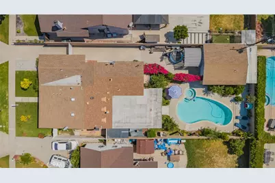 10530 Newville Avenue, Downey, CA 90241 - Photo 2