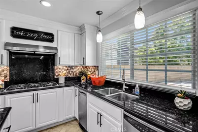 19976 Felicia, Yorba Linda, CA 92886 - Photo 18