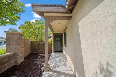 29428 Golden Glove, Lake Elsinore, CA 92530 - Photo 4