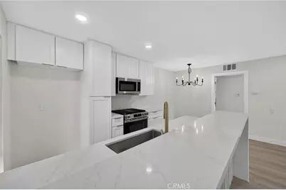 2807 S Fairview #C, Santa Ana, CA 92704 - Photo 10
