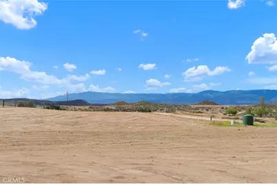 41981 Avenida Abril, Hemet, CA 92544 - Photo 8