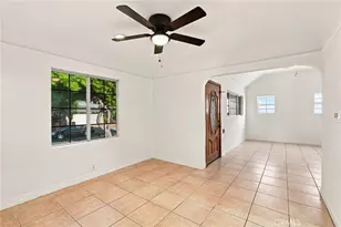 12239 Cedar Ave, Hawthorne, CA 90250 - Photo 4