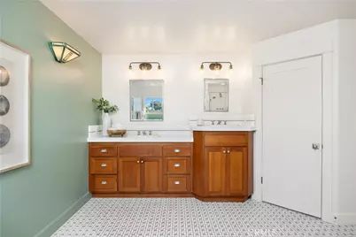 1005 Marvista Avenue, Seal Beach, CA 90740 - Photo 32