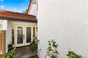 8 Clover Hill Ln, Laguna Hills, CA 92653 - Photo 32
