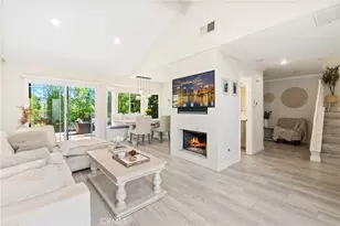8 Clover Hill Ln, Laguna Hills, CA 92653 - Photo 2