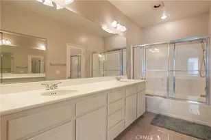 58 Salton, Irvine, CA 92602 - Photo 32