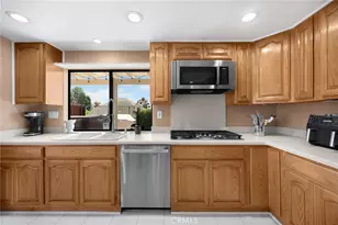 2226 Shadetree Cir, Brea, CA 92821 - Photo 10