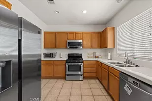 3962 Barbury Palms, Perris, CA 92571 - Photo 10