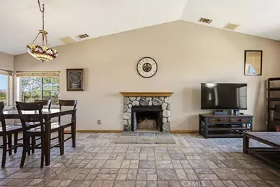 1397 Sierra, Pinon Hills, CA 92372 - Photo 6