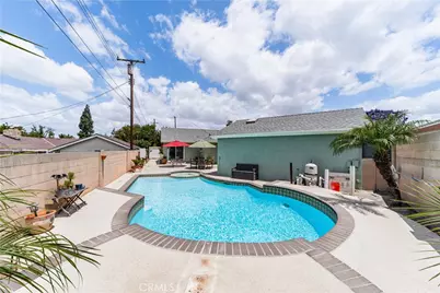 760 N Pine St, Orange, CA 92867 - Photo 16