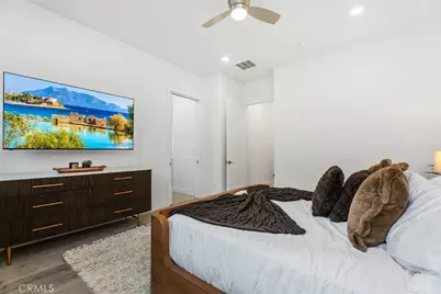 101 Score, Irvine, CA 92618 - Photo 18